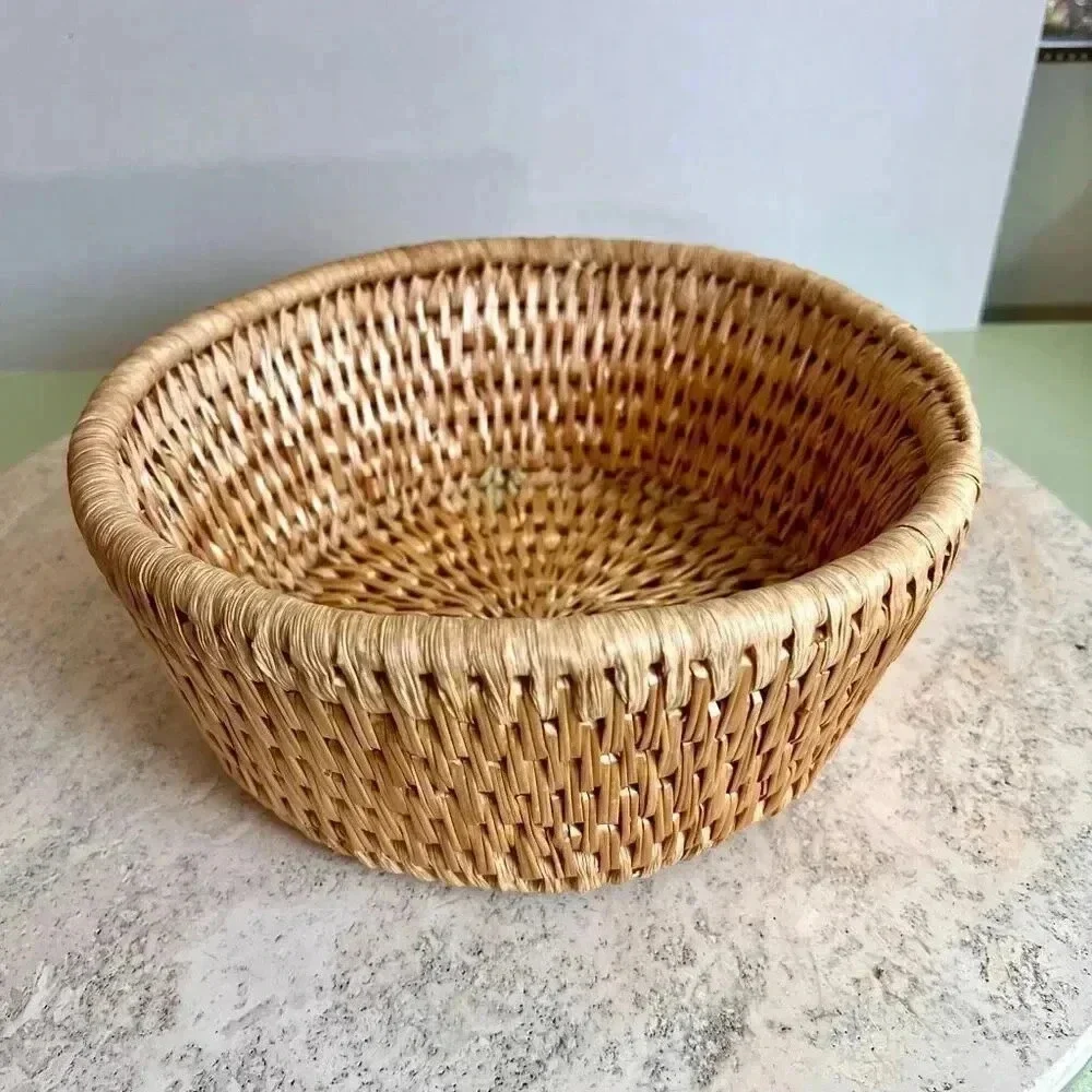Vintage Handmade Hand‎ Woven Weave Large Basket Bowl Round Tan 9.5 x 4